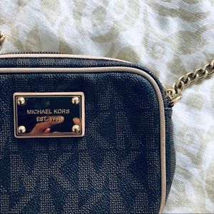 Michael Kors Crossbody